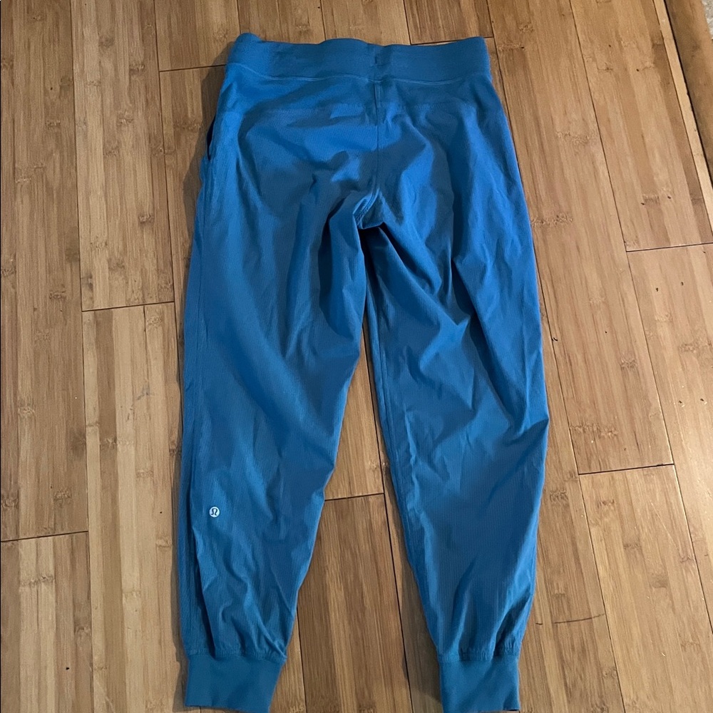 Lululemon Athletica Teal Jogger Pants - Picture 13 of 13